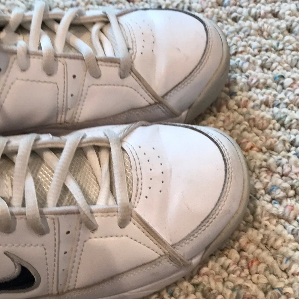 Nike sneakers 7 youth basketball shoes